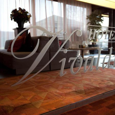 Vivaldi Hotel Westerlo Bagian luar foto